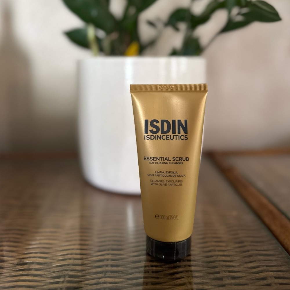 ISDIN Isdinceutics Essential Scrub Exfoliating Cleanser 3.5 oz
